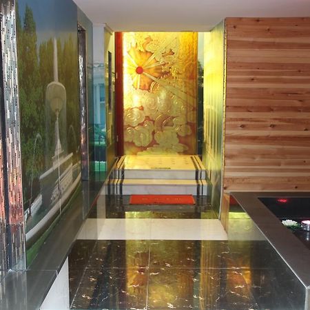 Super 8 Hotel Beijing Shijingshan Jiujiuyuan Εξωτερικό φωτογραφία