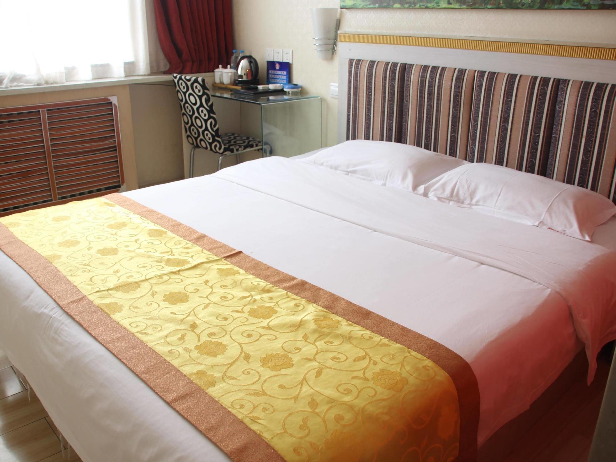 Super 8 Hotel Beijing Shijingshan Jiujiuyuan Εξωτερικό φωτογραφία